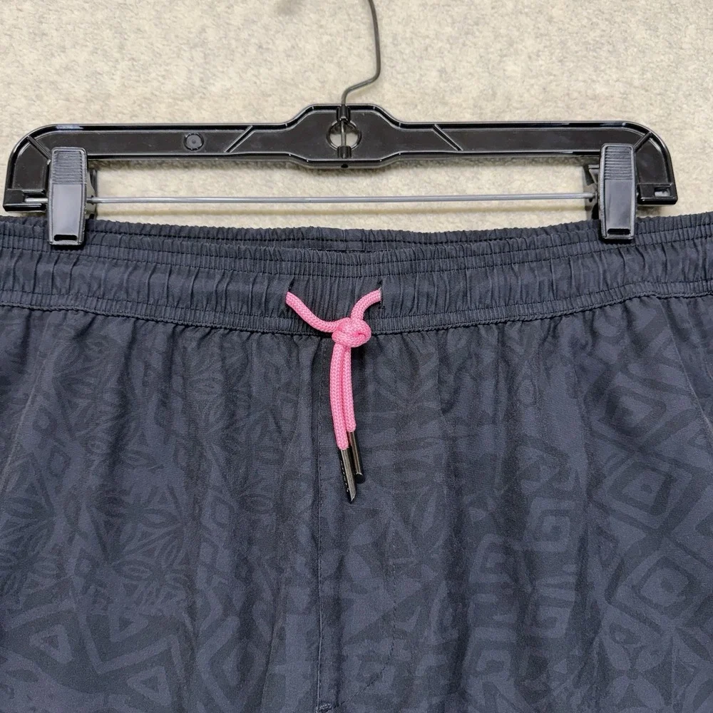Maamgic‎ Mens Swim Trunks Lot of 2 XXL Lined Black Print Gray Camo Shorts